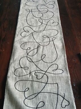 Rachel Zoe -Embroidered Heart Script Table Runner - Ivory and Black Long Decor